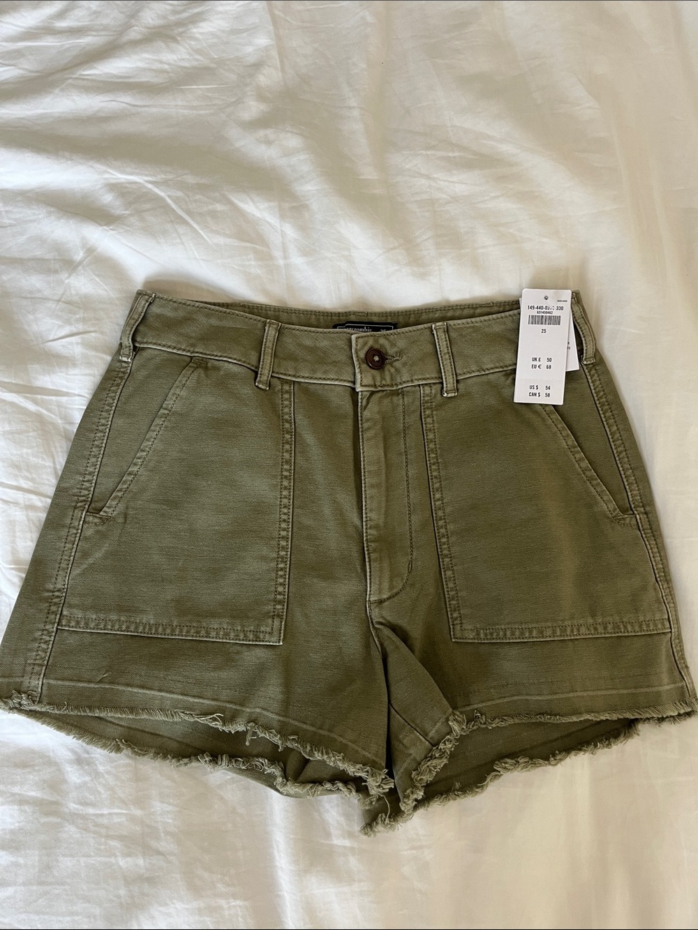 NWT Abercrombie & Fitch Annie High Rise Short Army Green 25
